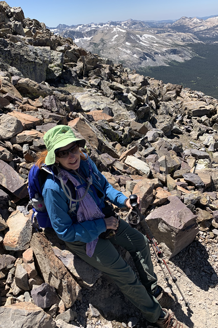 Hiking in Nepal, 67 y/o after knee replacement